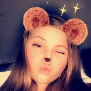 Meet your Posher, Riley